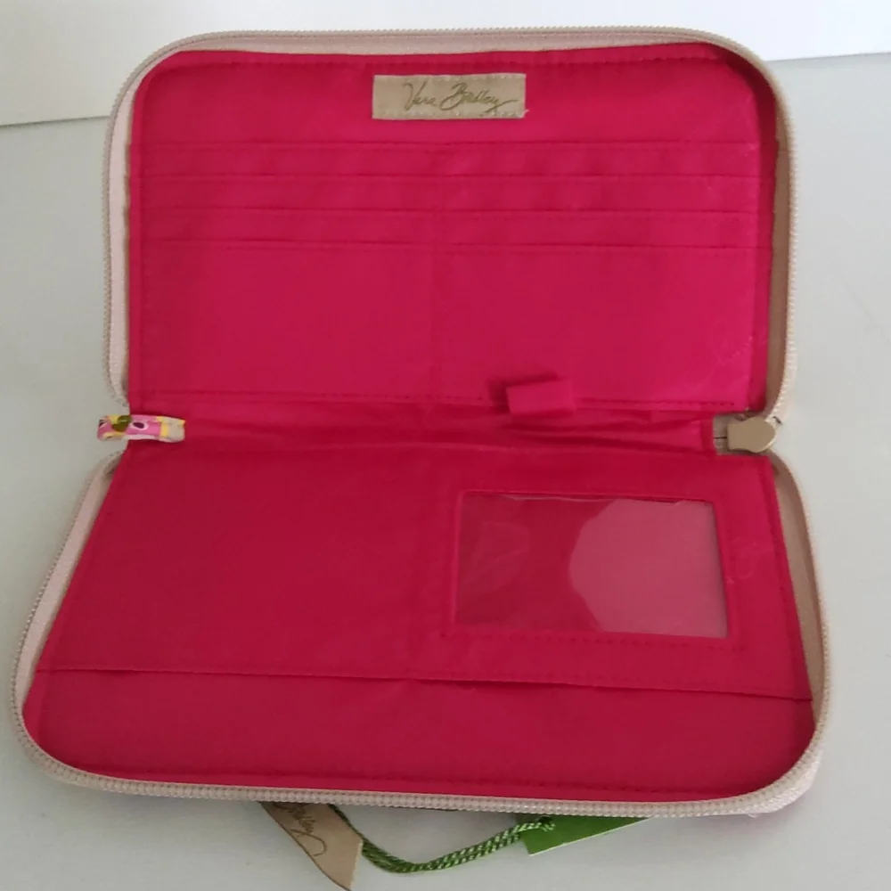 Vera Bradley Women's Zip Around Wallet, NWT